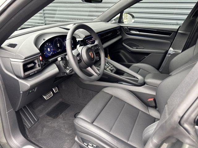 new 2025 Porsche Macan car