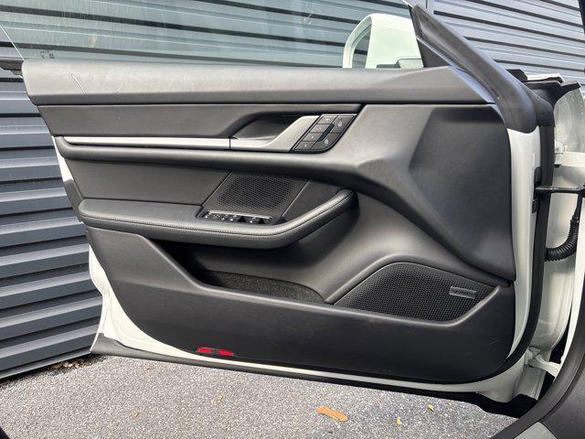 new 2026 Porsche Taycan car