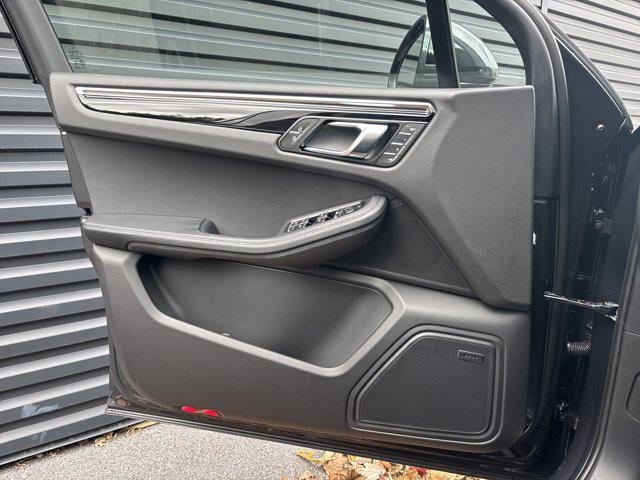 new 2026 Porsche Macan car