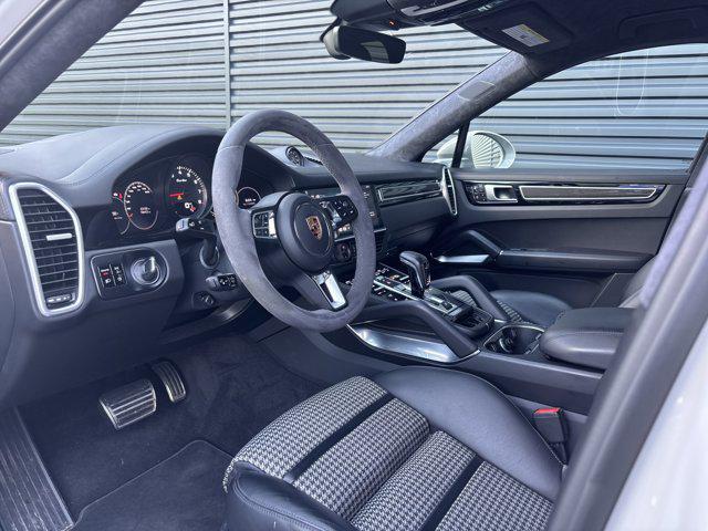 used 2020 Porsche Cayenne car