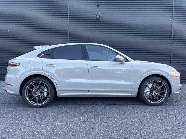 used 2020 Porsche Cayenne car