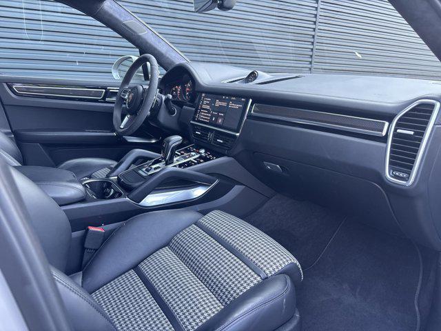 used 2020 Porsche Cayenne car