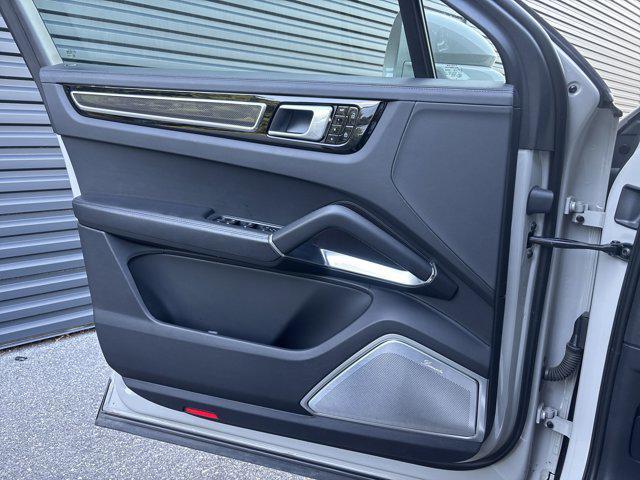 used 2020 Porsche Cayenne car
