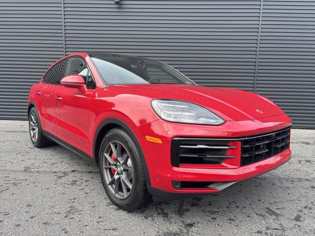 new 2025 Porsche Cayenne car, priced at $129,415