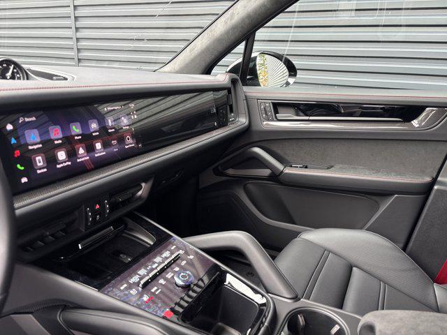 new 2026 Porsche Cayenne car