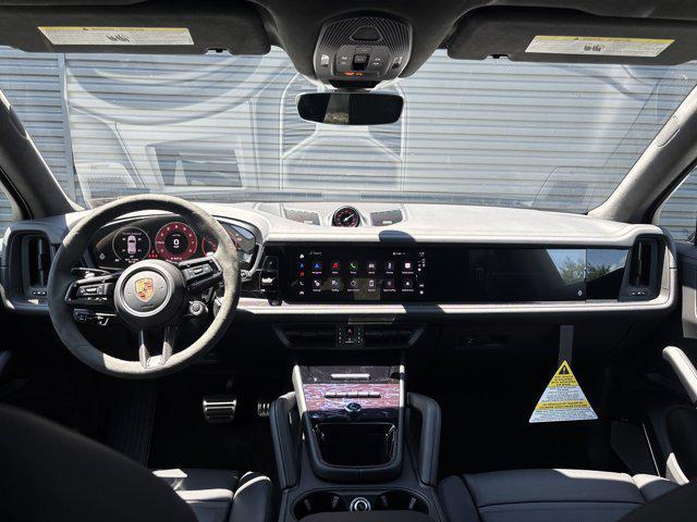 new 2025 Porsche Cayenne car
