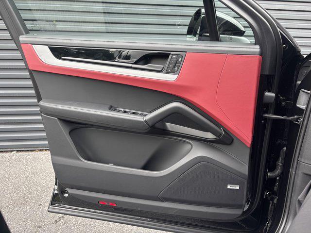 new 2025 Porsche Cayenne car, priced at $135,755