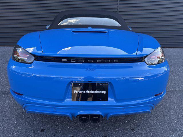 new 2025 Porsche 718 Boxster car