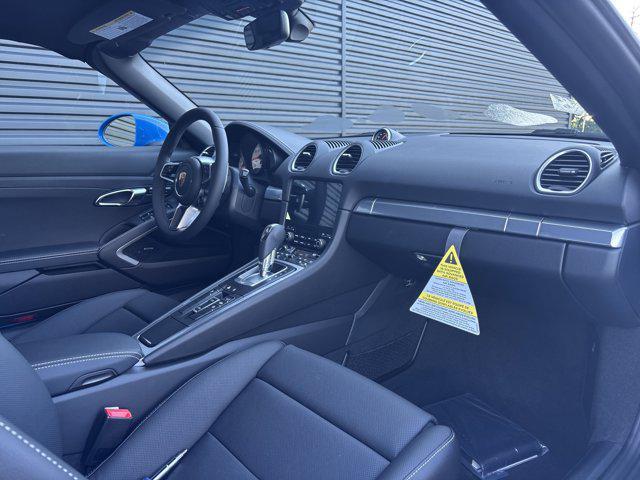 new 2025 Porsche 718 Boxster car