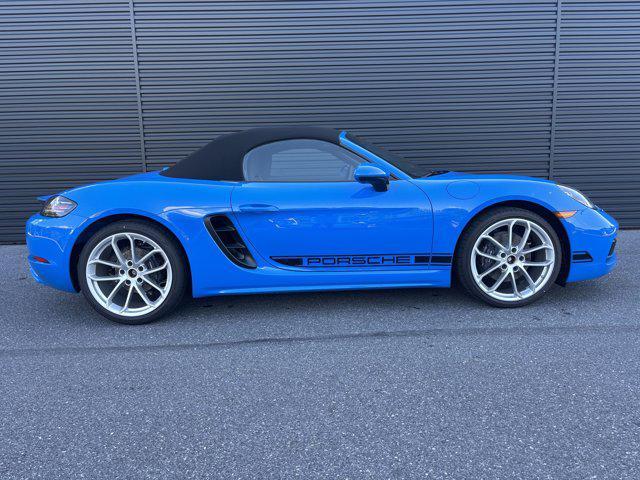 new 2025 Porsche 718 Boxster car