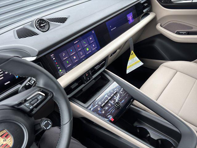 new 2025 Porsche Macan car