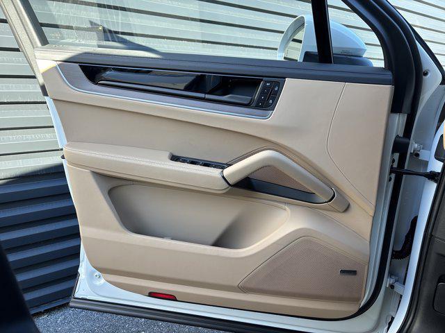 new 2026 Porsche Cayenne car