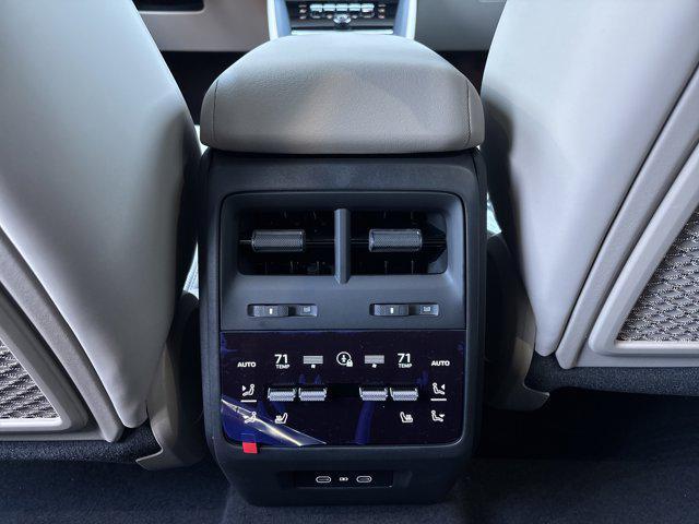 used 2025 Porsche Macan car