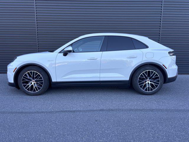 used 2025 Porsche Macan car