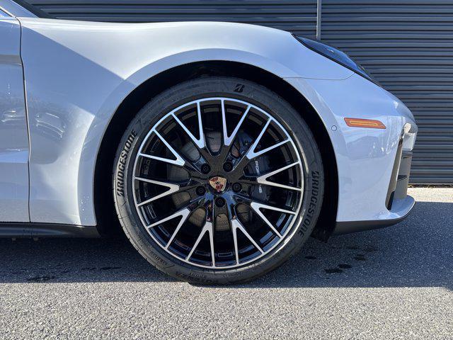 new 2026 Porsche Panamera car