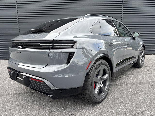 new 2025 Porsche Macan car