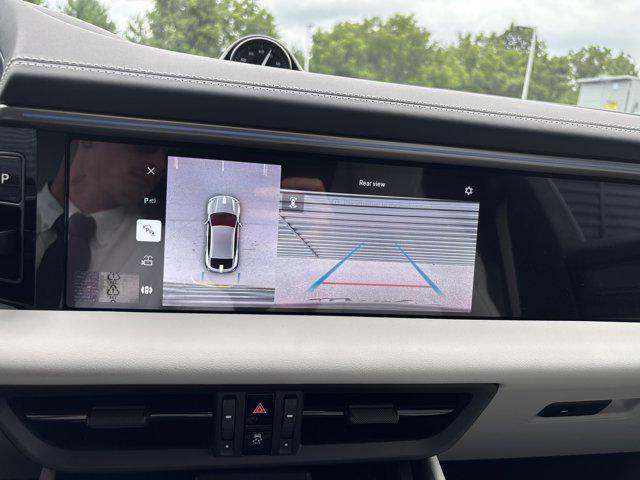 new 2025 Porsche Macan car