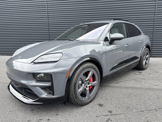 new 2025 Porsche Macan car