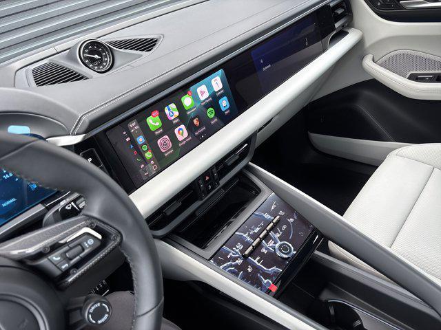 new 2025 Porsche Macan car