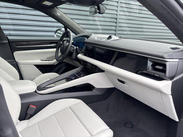 new 2025 Porsche Macan car