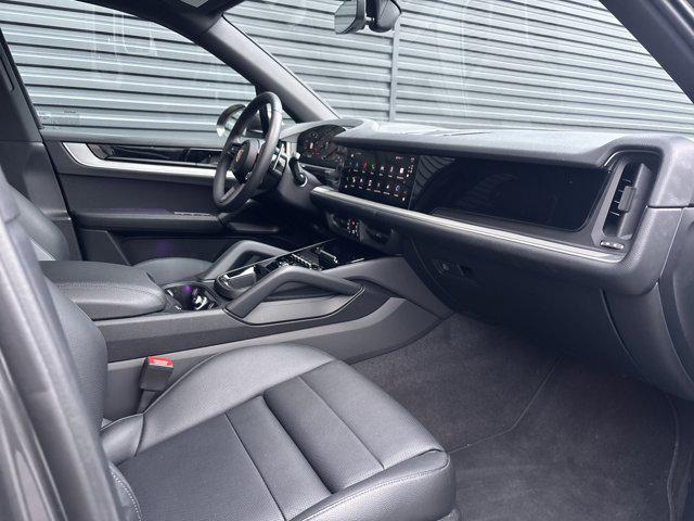 used 2025 Porsche Cayenne car