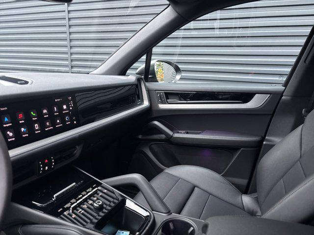 used 2025 Porsche Cayenne car