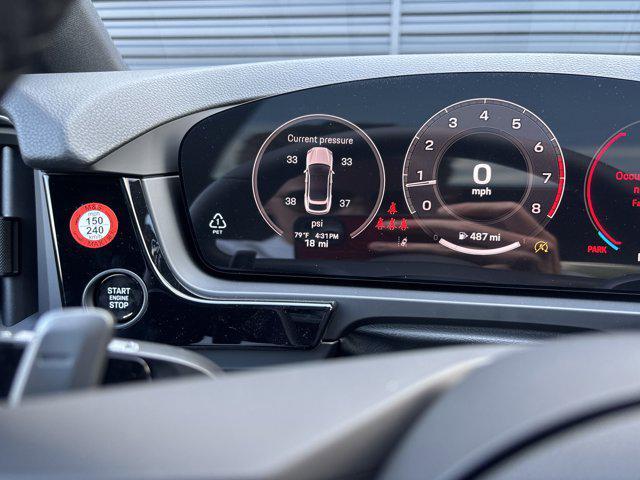 new 2025 Porsche Cayenne car