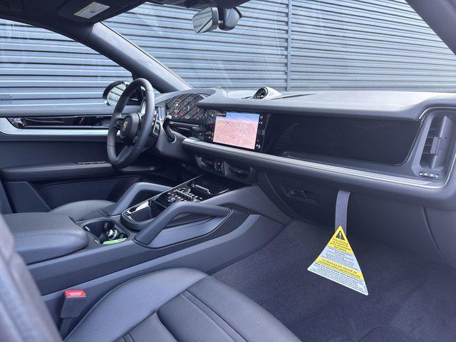 new 2025 Porsche Cayenne car
