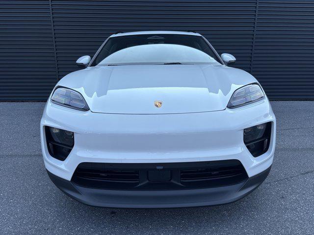 new 2025 Porsche Macan car