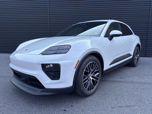 new 2025 Porsche Macan car
