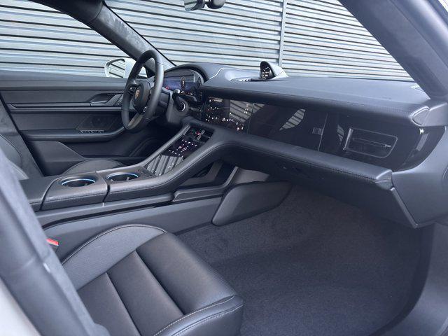 new 2026 Porsche Taycan car