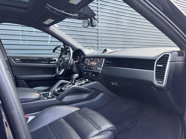 used 2021 Porsche Cayenne car