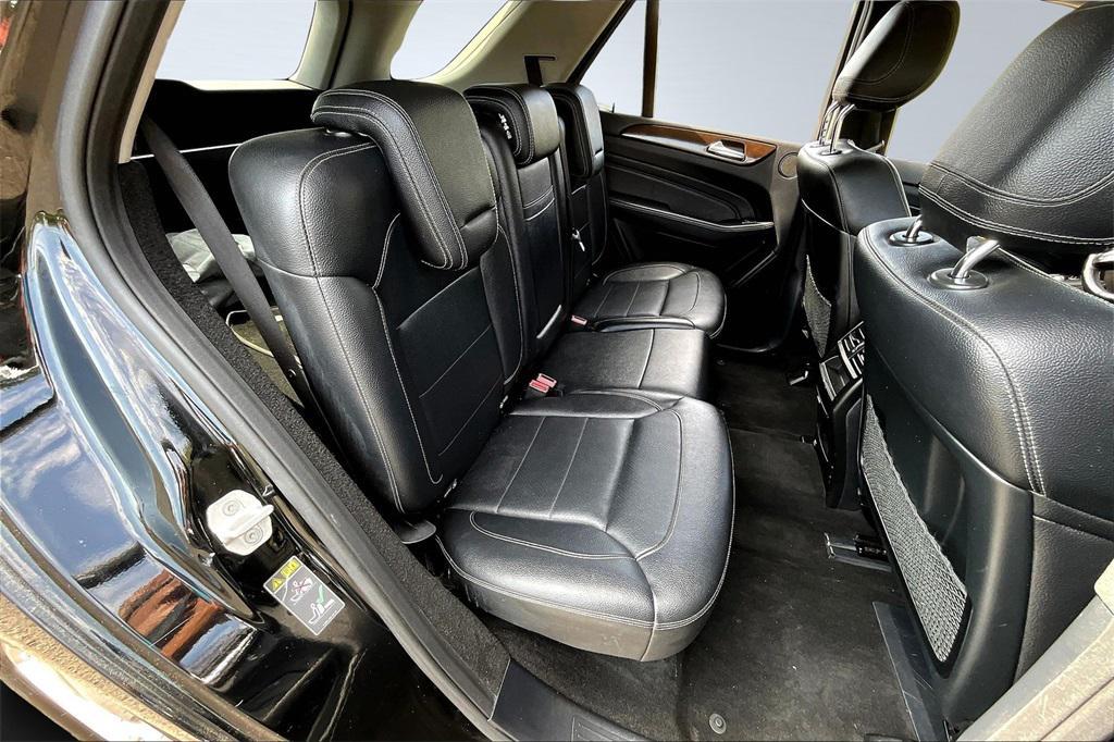 used 2015 Mercedes-Benz M-Class car
