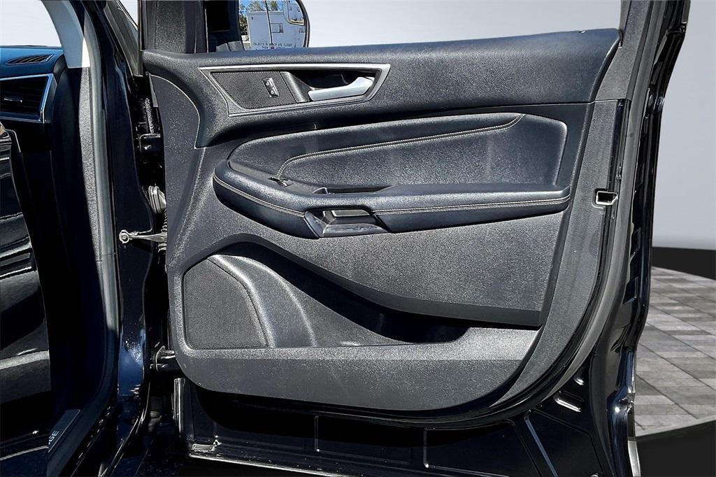 used 2016 Ford Edge car, priced at $11,995