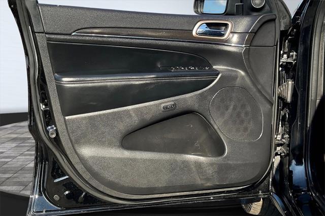 used 2017 Jeep Grand Cherokee car, priced at $13,995