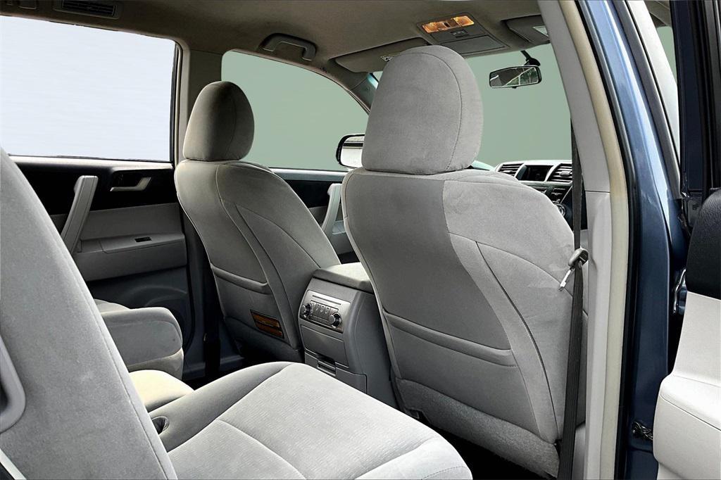 used 2012 Toyota Highlander car, priced at $10,095