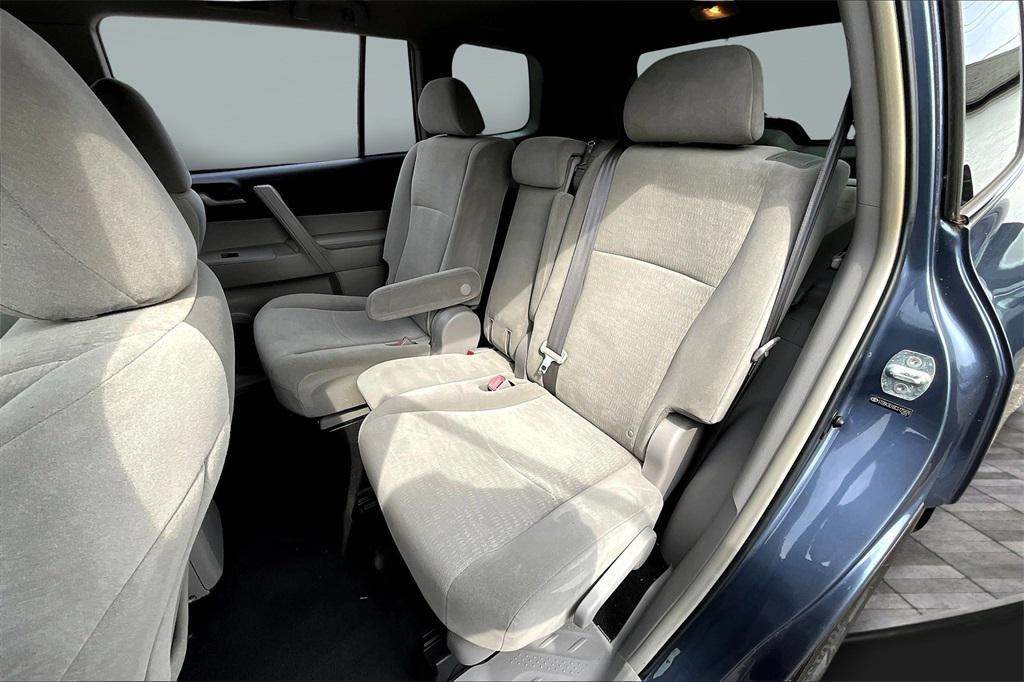 used 2012 Toyota Highlander car, priced at $10,095