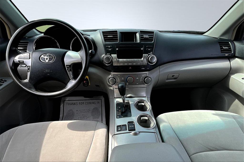 used 2012 Toyota Highlander car, priced at $10,095