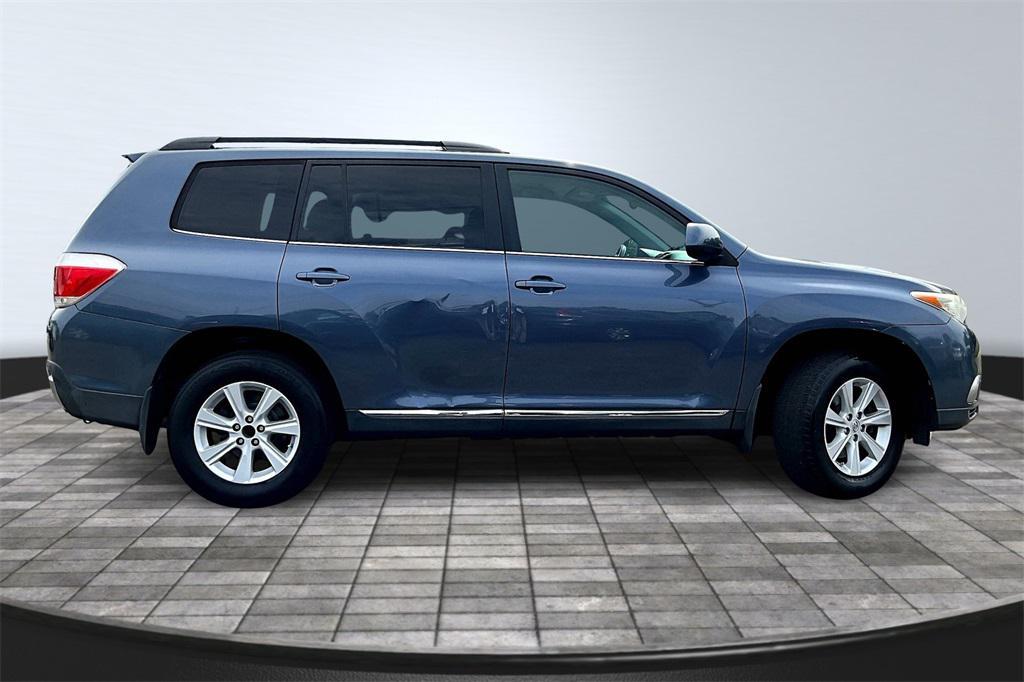 used 2012 Toyota Highlander car, priced at $10,095