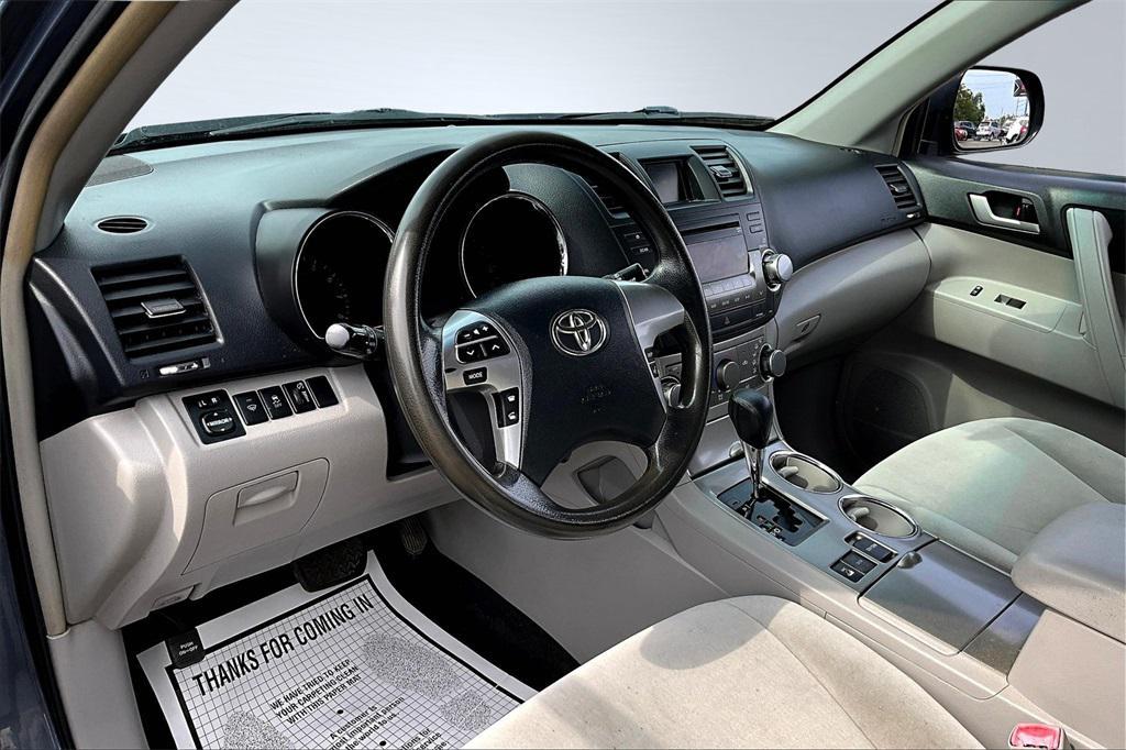 used 2012 Toyota Highlander car, priced at $10,095