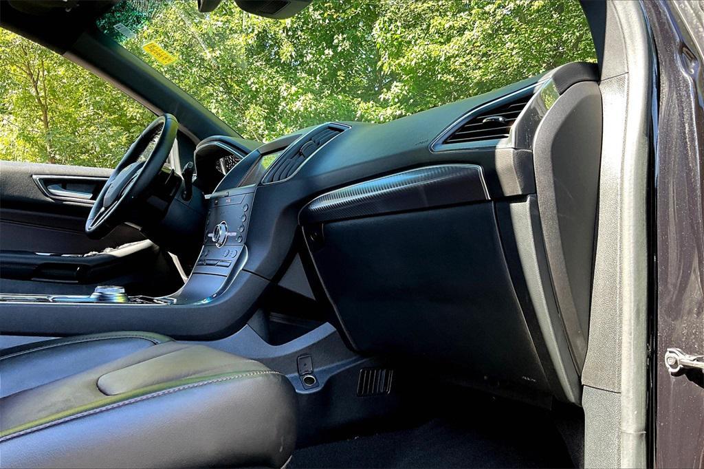 used 2020 Ford Edge car, priced at $17,995