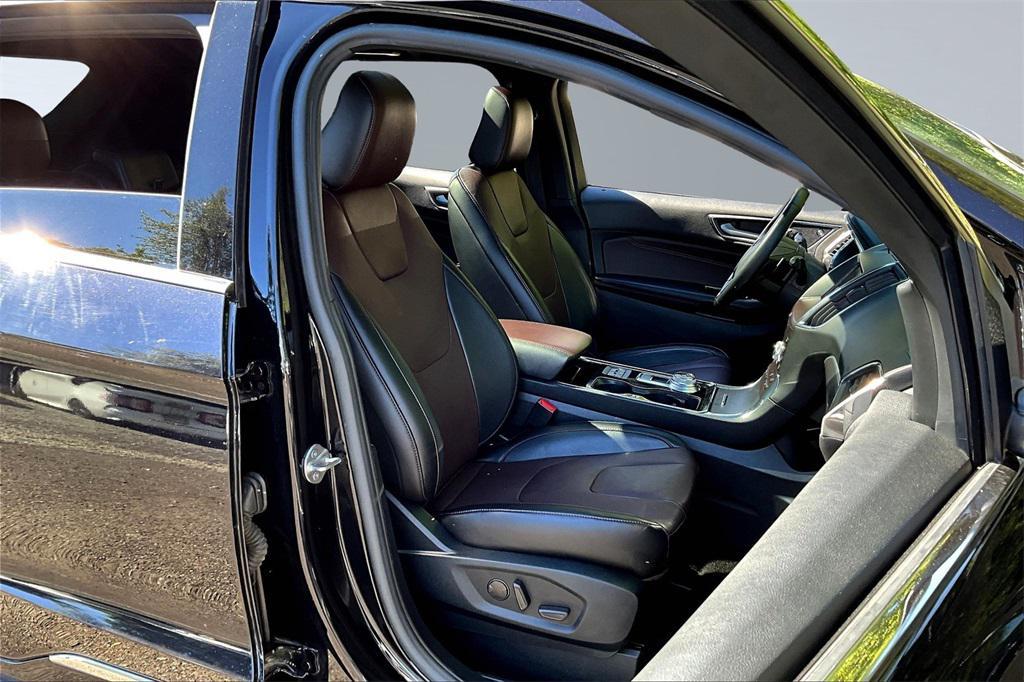 used 2020 Ford Edge car, priced at $17,995