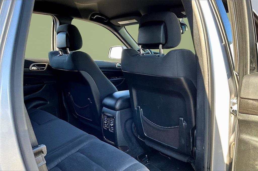 used 2015 Jeep Grand Cherokee car, priced at $12,895