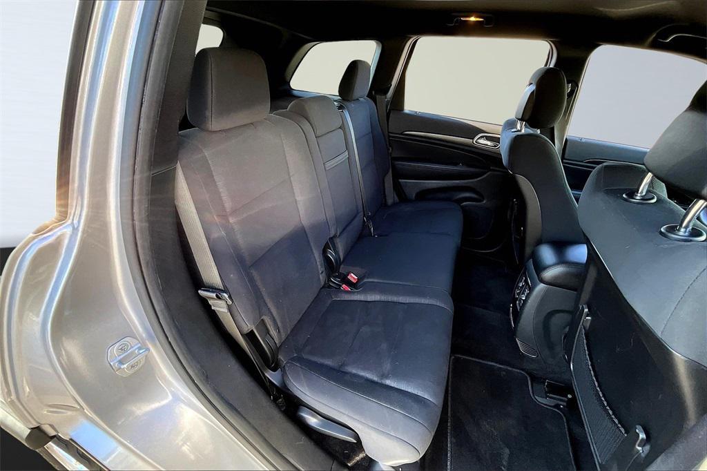 used 2015 Jeep Grand Cherokee car, priced at $12,895