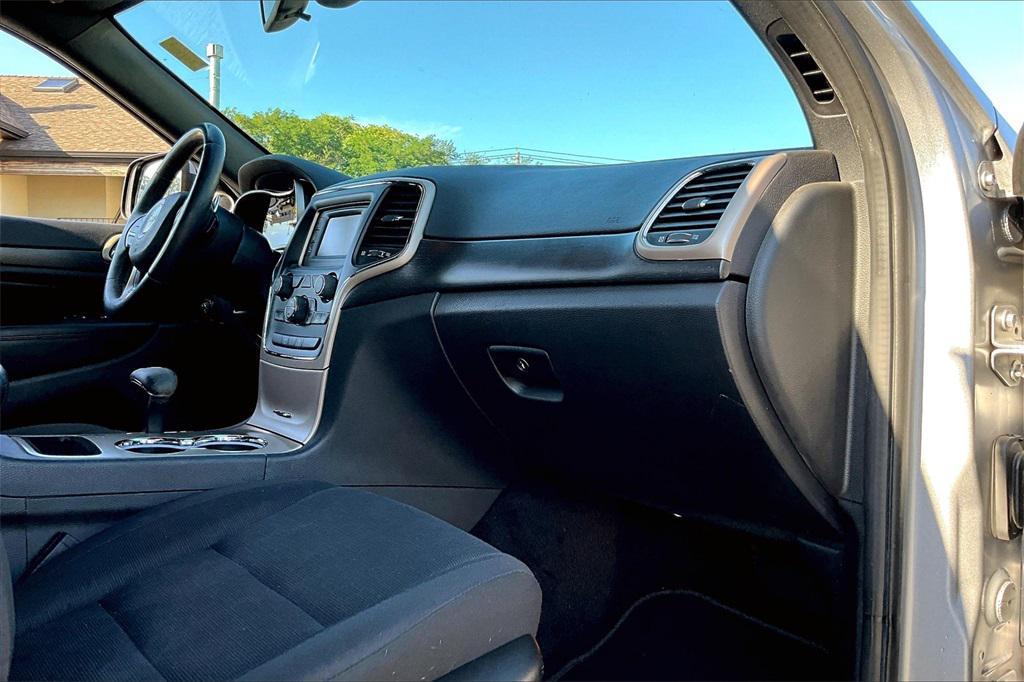 used 2015 Jeep Grand Cherokee car, priced at $12,895