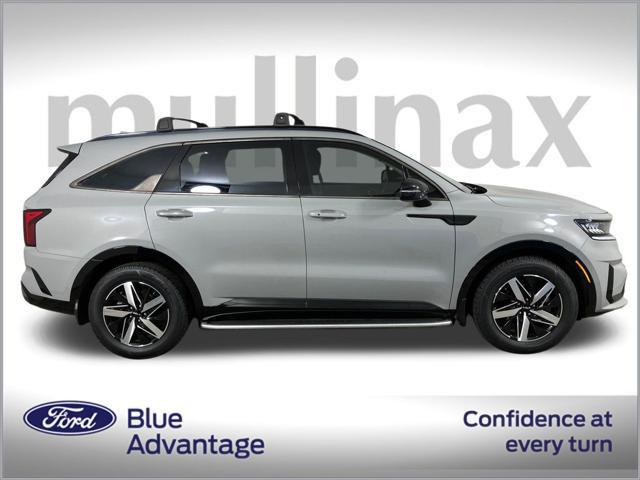 used 2022 Kia Sorento car, priced at $24,000
