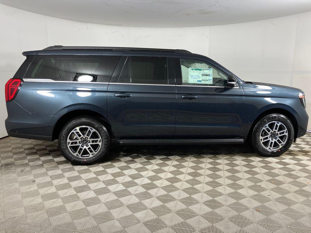 new 2025 Ford Expedition Max car, priced at $70,061