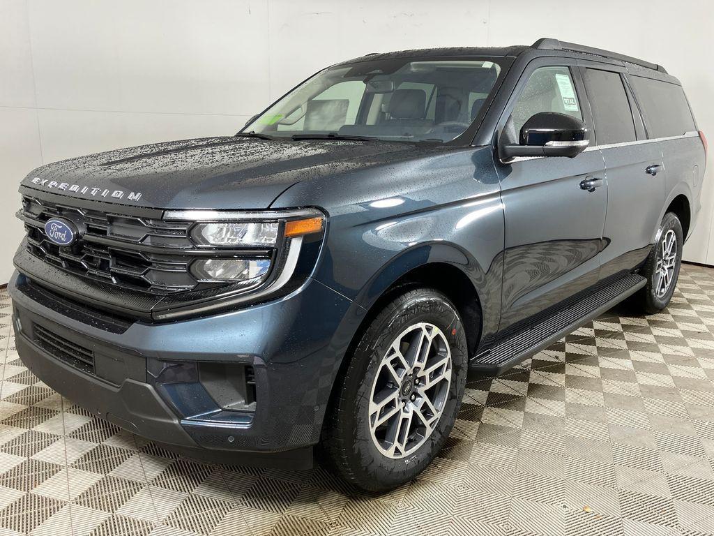 new 2025 Ford Expedition Max car, priced at $70,061