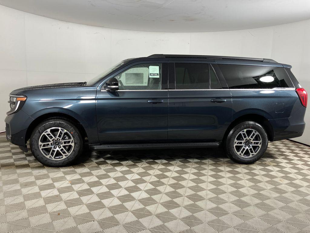 new 2025 Ford Expedition Max car, priced at $70,061