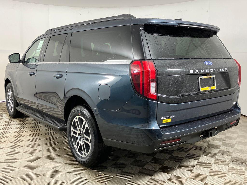 new 2025 Ford Expedition Max car, priced at $70,061